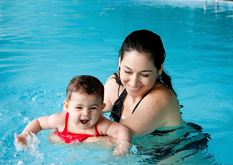 Здоровье. Консультация для родителей о пользе плавания.